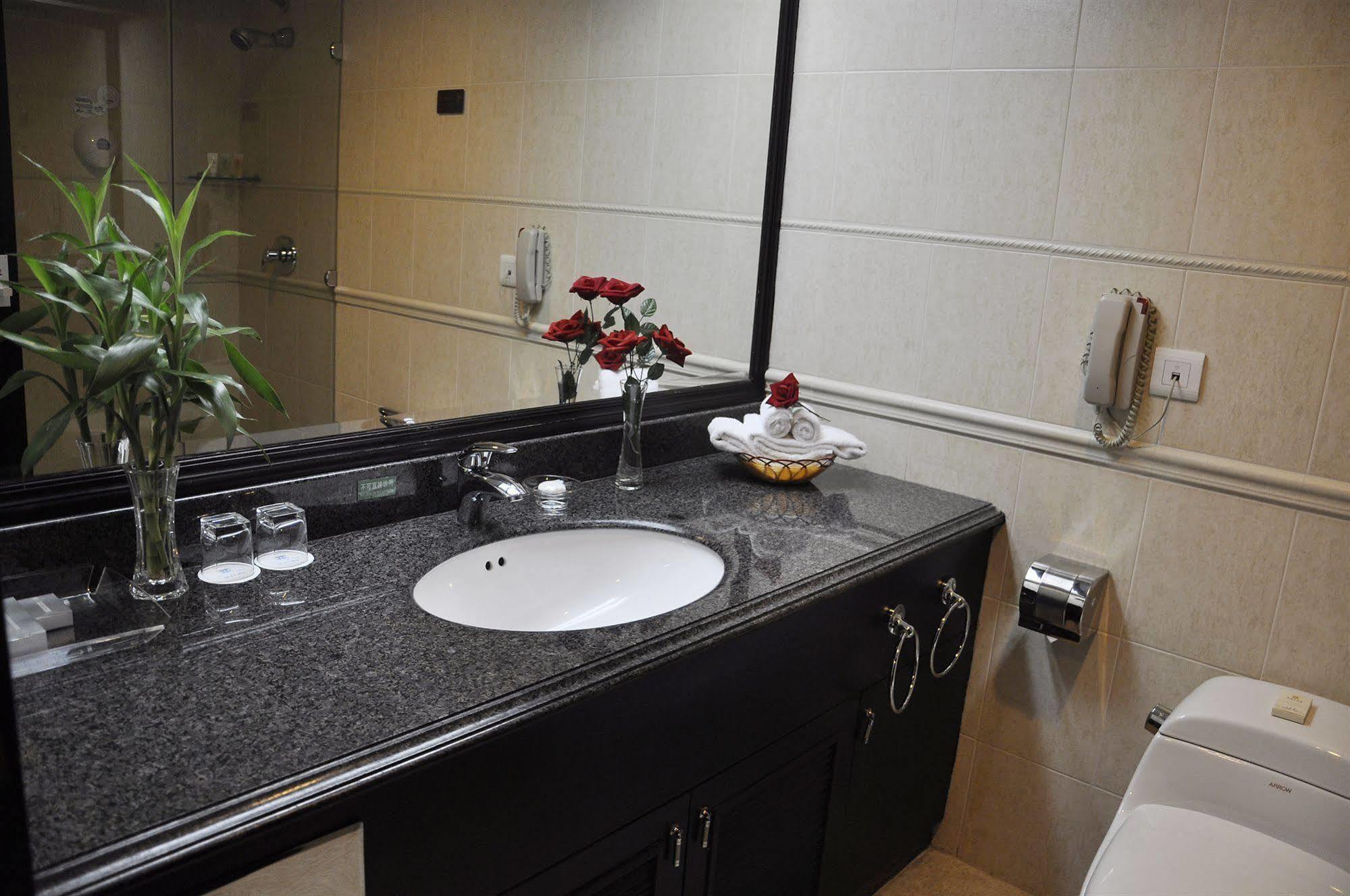 גואנגג'ואו Yutong Hotel חדר תמונה
