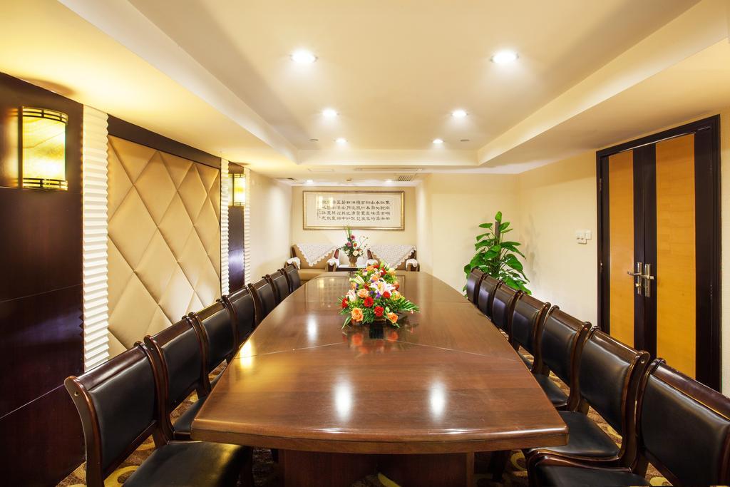 גואנגג'ואו Yutong Hotel מראה חיצוני תמונה